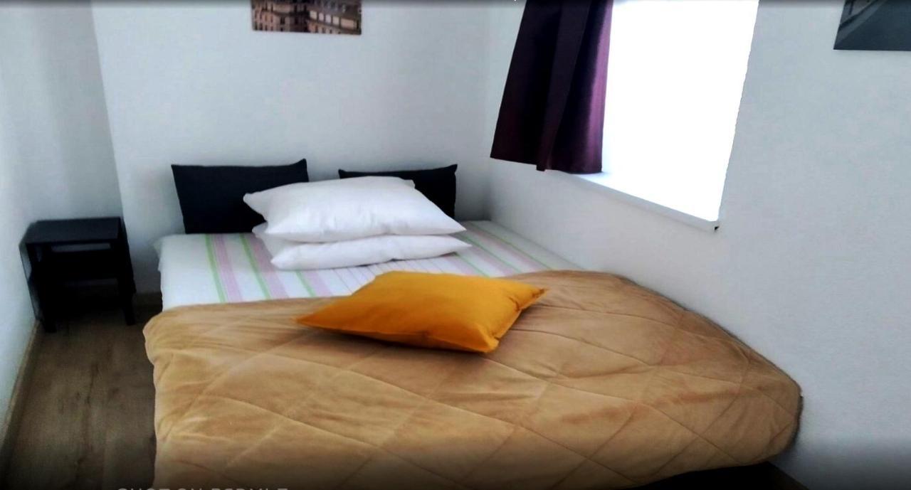 Miko Apartamentai Каунас Екстериор снимка