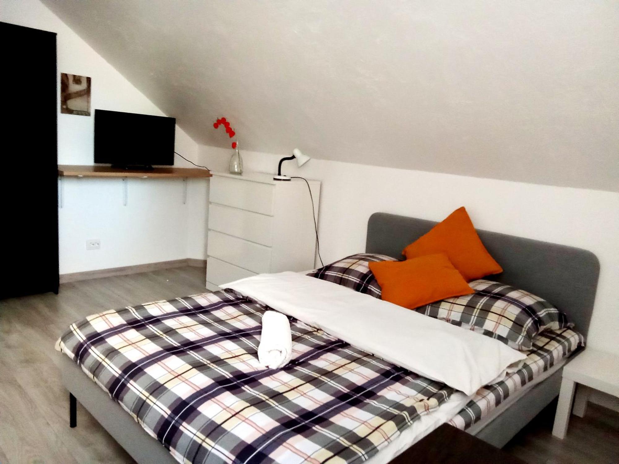 Miko Apartamentai Каунас Екстериор снимка